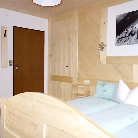 Ferienhaus Tirolerhof Kals-am Großglockner Exterior foto